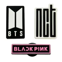 Набор джибитсов K-Pop: BTS, Blackpink and NCT: Logo, (6434)