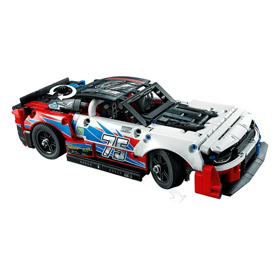 Конструктор LEGO: Technic: NASCAR: Chevrolet: Camaro ZL1 (Next Gen), (42153) 3