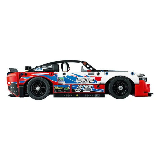 Конструктор LEGO: Technic: NASCAR: Chevrolet: Camaro ZL1 (Next Gen), (42153) 4