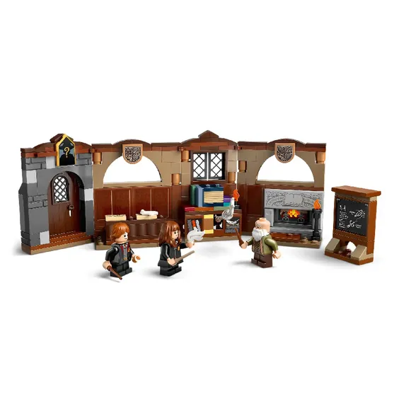 Конструктор LEGO: Wizarding World: Harry Potter: Hogwarts Castle: Charms Class, (76442) 3