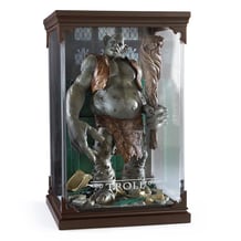 Коллекционная фигурка The Noble Collection: Wizarding World: Harry Potter: Magical Creatures: Troll, (104842)