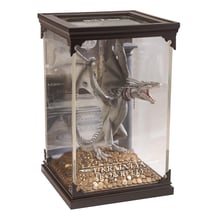 Колекційна фігурка The Noble Collection: Wizarding World: Harry Potter: Magical Creatures: Ukranian Ironbelly, (103401)