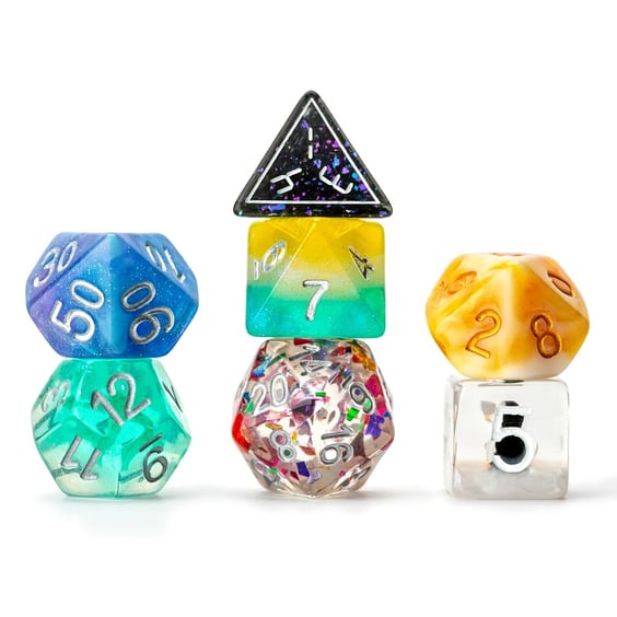Набор кубиков FanRoll: Misfit Dice: Mystery (Blind Box), (231875) 3