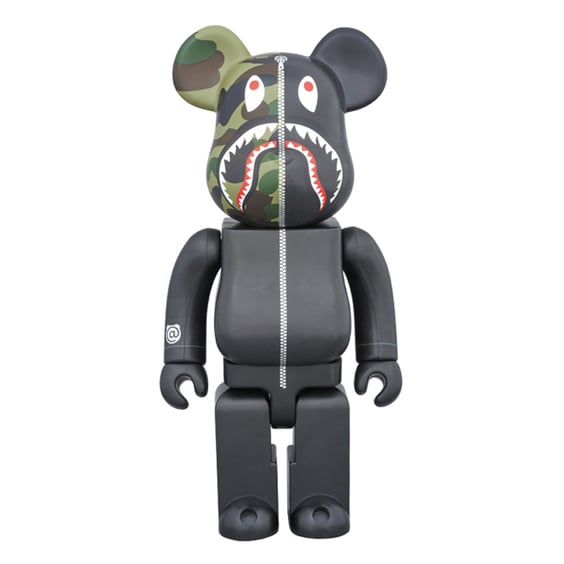 Bearbrick: BAPE: Camo Shark (Black) (400%), (44377)