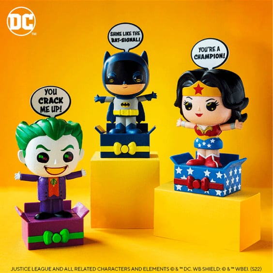 Фигурка Funko: Popsies!: DC: Batman: «Shine Like the Bat-Signal!», (60170) 4