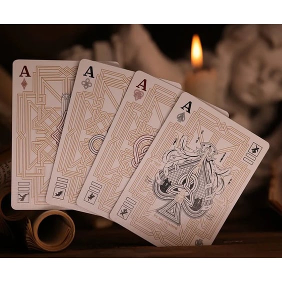 Игральные карты Room One Cards: Assassin's Creed: Legacy Series: Hidden Blade Edition: White (Ver. 1), (620104) 8