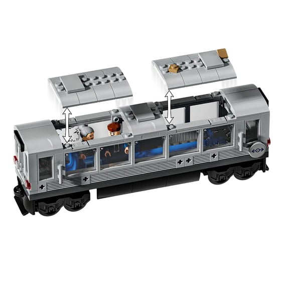 Конструктор LEGO: Marvel: Spider-Man 2: Spider-Man vs. Doc Ock Subway Train Scene, (76321) 4