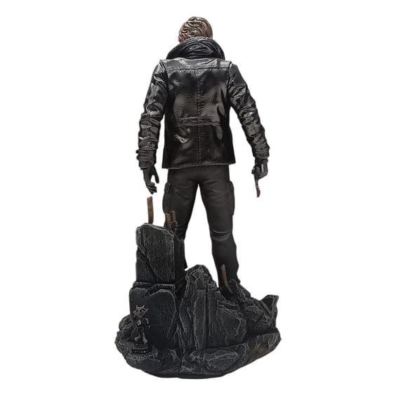 Коллекционная фигурка Resident Evil: Requiem: Leon Scott Kennedy, (80044) 4