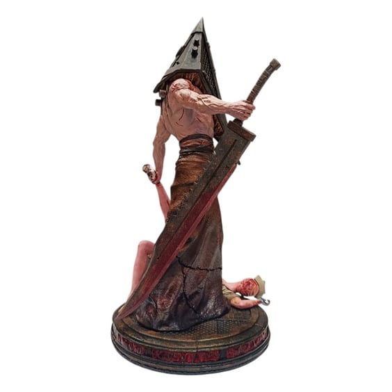 Коллекционная фигурка Silent Hill: Pyramid Head and Faceless Nurse, (80045) 5