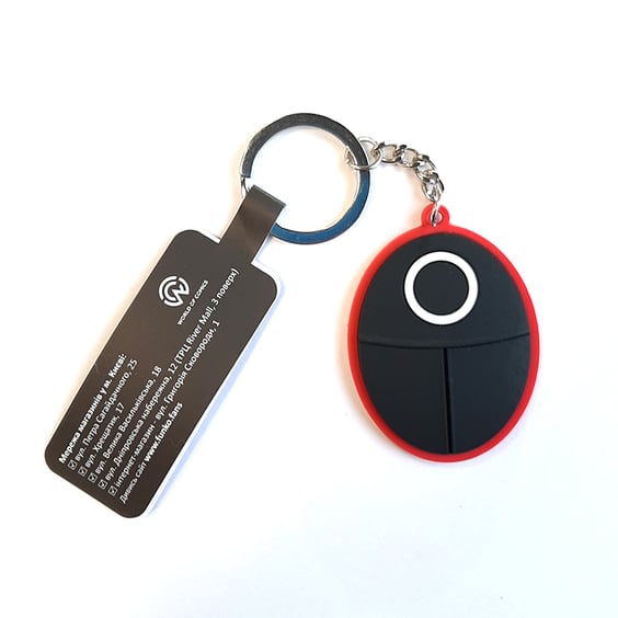 Брелок односторонний Squid Game: Pink Soldier Mask (circle), (10251)