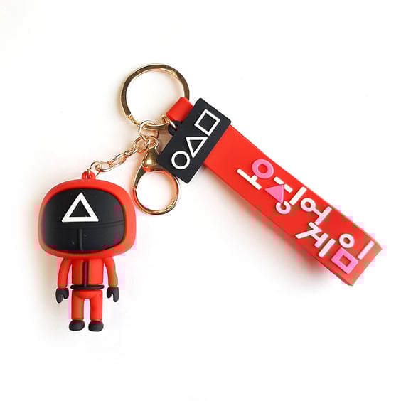 Брелок Squid Game: Pink Soldier (triangle), big, (10269)