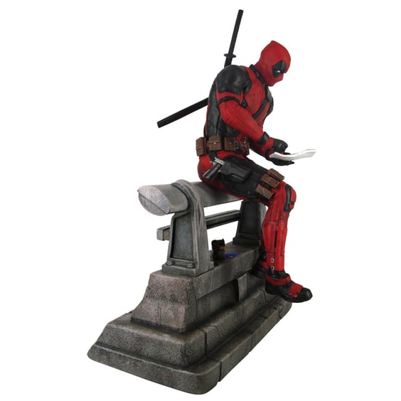 Статуетка Diamond Select: Marvel: Deadpool, (84138)