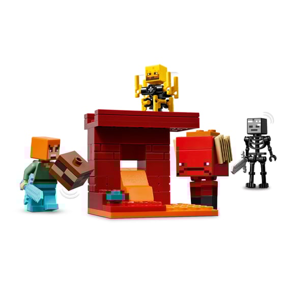 Конструктор LEGO: Minecraft: The Nether Lava Battle, (21266) 3