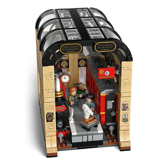 Конструктор LEGO: Wizarding World: Harry Potter: Book Nook: Hogwarts Express, (76450) 3