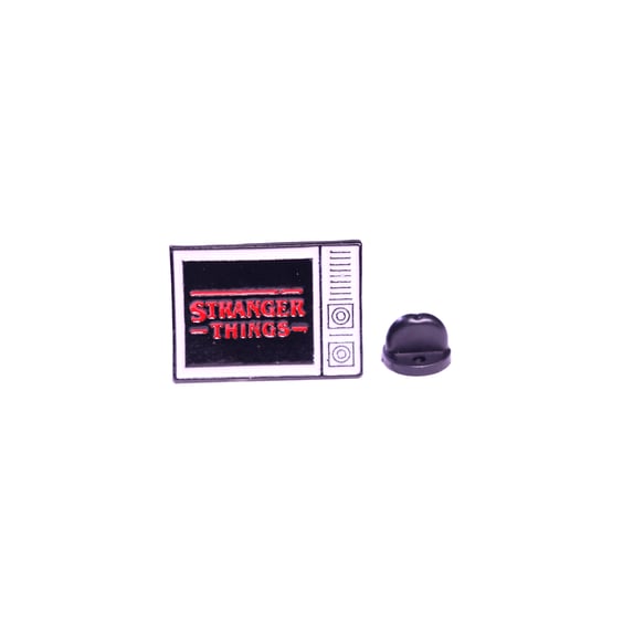 Металевий значок (пін) Stranger Things: Logo on TV, (11501)